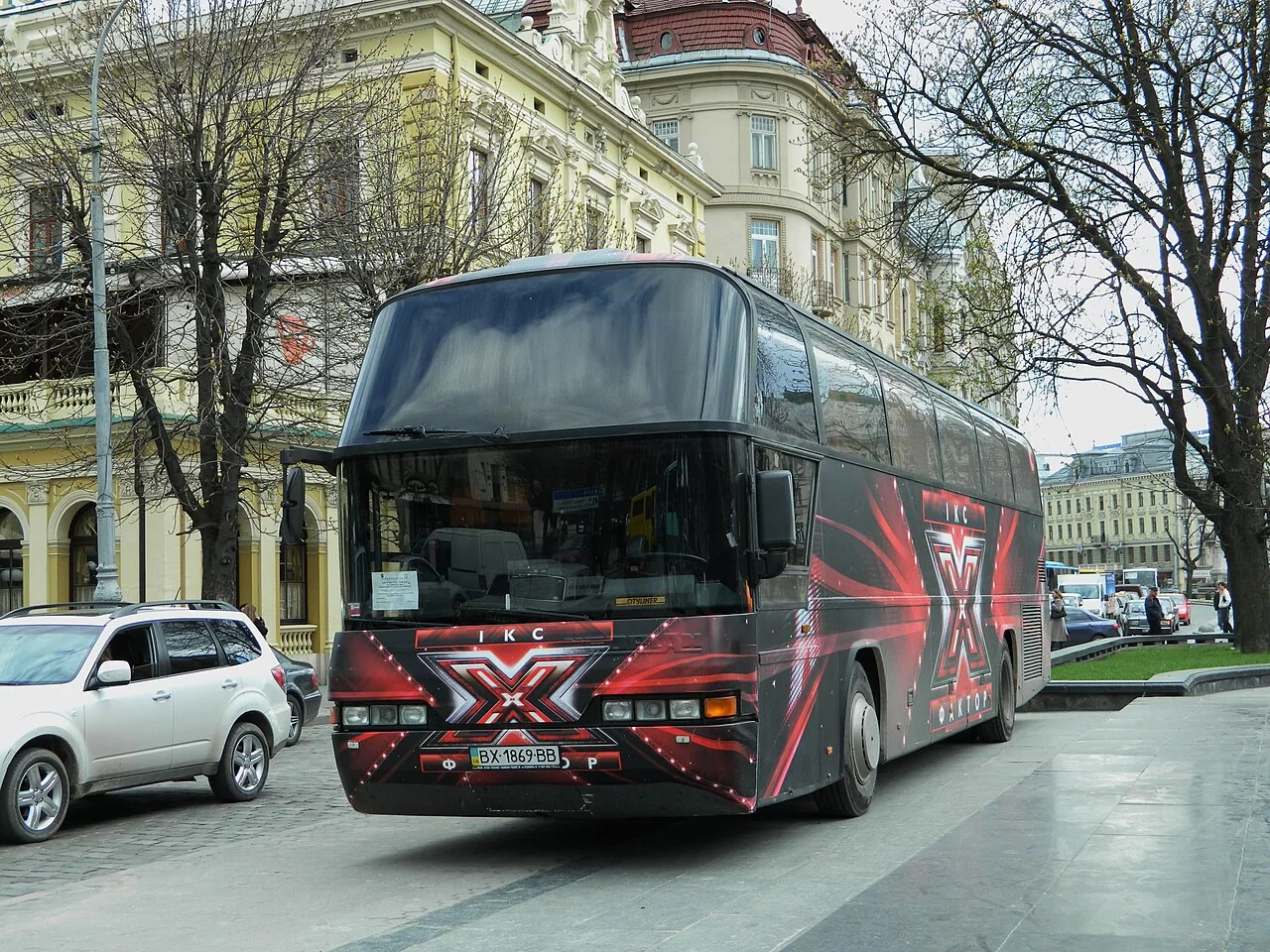 Автобусна подорож у сезон дощів: захист документів і багажу