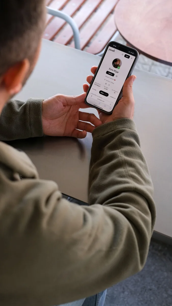 Bluetooth, AirDrop і швидкий обмін файлами в дорозі: налаштування приватності