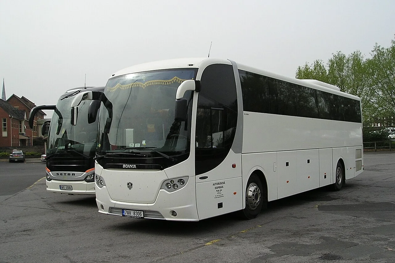 Сон у міжнародному автобусі: реалістичний план відпочинку